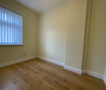 14 York Drive, Belfast, BT15 3QY - Photo 3