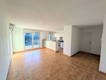 AIX EN PROVENCE APPARTEMENT T3 TERRASSE ET GARAGE, - Photo 3