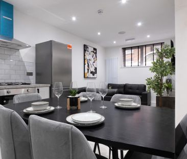 7 bedroom terraced house to rent - Photo 2