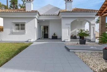 Luxury Villa for rent in Marbella Del Este, Spain