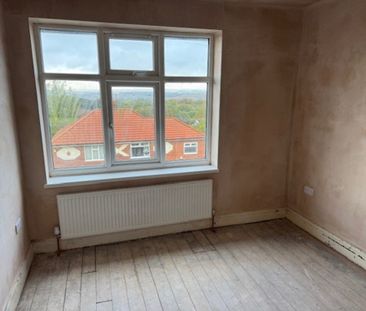 Gibbing Greaves Road, Brecks, S65 3HS - Photo 3