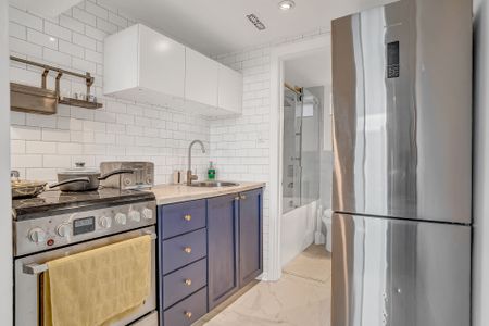 For Lease - 12 Manorglen Crescent Unit# Bsmt, Toronto, Ontario - Photo 3