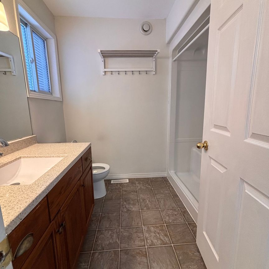 For Lease - 78 Hickory Grove, Belleville, Ontario - Photo 1