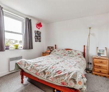 Claremont Road, Bishopston - Photo 2