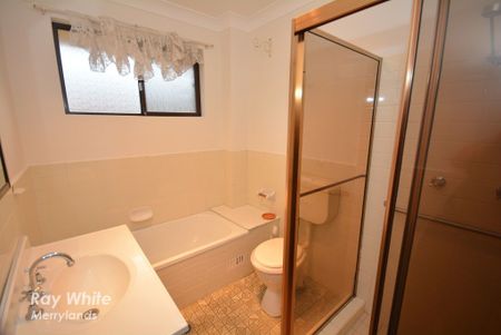 SPACIOUS 2 BEDROOM APARTMENT! - Photo 5