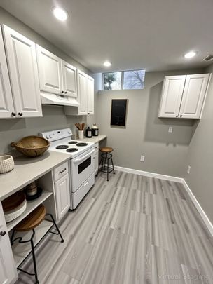 For Lease - 16 Hove Street, Toronto, Ontario - Photo 1