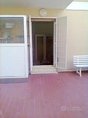 PIAZZA BOLOGNA MONOLOCALE ARREDATO Con TERRAZZO - Foto 1