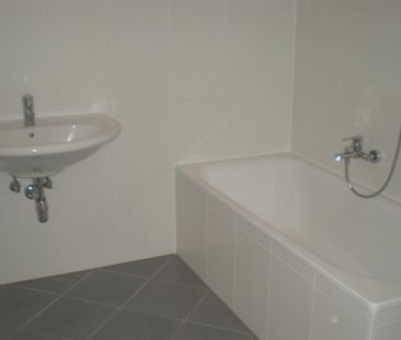 ** Ruhige 2-Zimmer Wohnung am Hauptplatz 15-16 , Top 18 ** - Photo 4