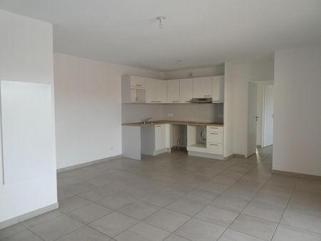 Location Appartement 3 pièces 67m² PUGET SUR ARGENS 83480 - Photo 3