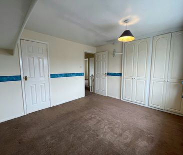 Detached house to rent on - Photo 5