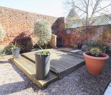 2 bedroom end of terrace house to rent - Photo 6