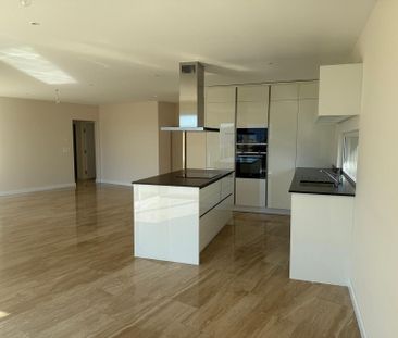 Appartement de 4,5 pièces au 1er étage composé de: hall d'entrée av... - Foto 4