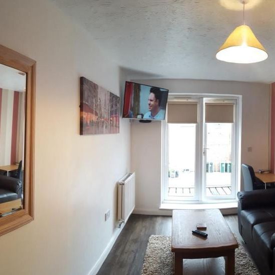 1 bedroom in a house share to rent - Photo 1