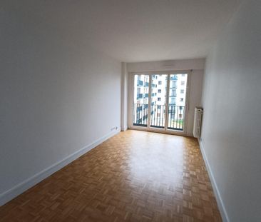 location Appartement T3 DE 77m² À PARIS 15 - Photo 3