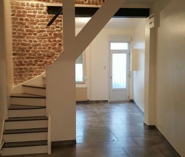 Location Maison 4 pièces 77m² - Photo 1