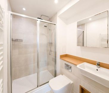 3 bedroom apartment to rent - Photo 4