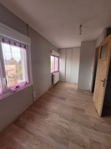 Location Appartement 3 pièces 77m² VALENCIENNES 59300 - Photo 3