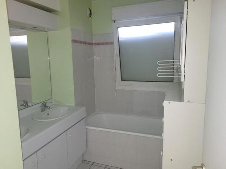 Location Appartement 3 pièces 68m² TRIEL SUR SEINE 78510 - Photo 4