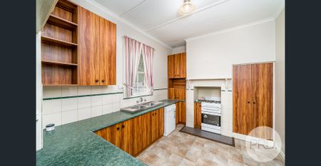 5 Docker Street , Wagga Wagga - Photo 5