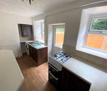 2 Bedroom Terraced To Let - Photo 6