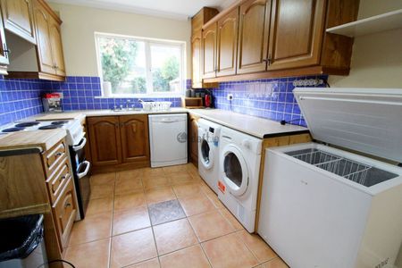 House to rent in Dublin, Lucan, Griffeen Glen Cres - Photo 3