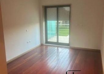 Apartamento T1+1 em Porto