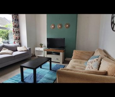 Room in a Shared House, Brading Road, BN2 - Photo 1