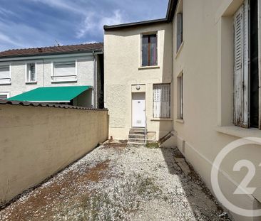 Location Appartement 1 pièce 29m² TROYES 10000 - Photo 2