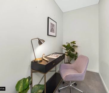 MGM MARTIN – MODERN 3 BEDROOM APARTMENT + STUDY - Photo 4