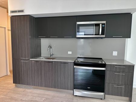 For Lease - 45 Baseball Place Unit# 705, Toronto, Ontario - Photo 3