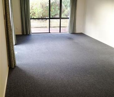 Recently refurbished, Quiet Home for Rent – Perfect for Families! - Photo 1