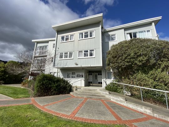 Riverside Apartment 2 Bedroom - Photo 1