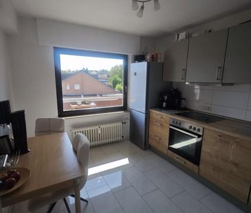 Moderne 2 Zimmer Wohnung mit EBK, Balkon und Stellplatz - Photo 2