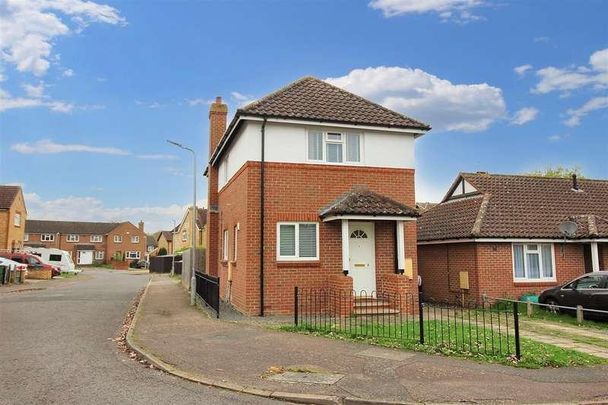 Angus Road, Aylesbury, HP19 - Photo 1