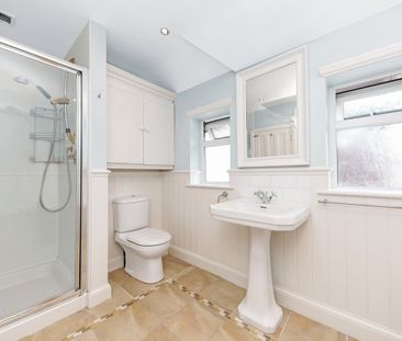 Garrick Close, Hersham, Walton-on-Thames, KT12 - Photo 5