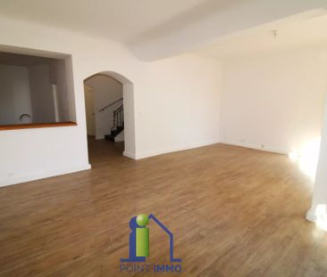 Location Appartement 5 pièces 145m² PLAN DE CUQUES 13380 - Photo 1