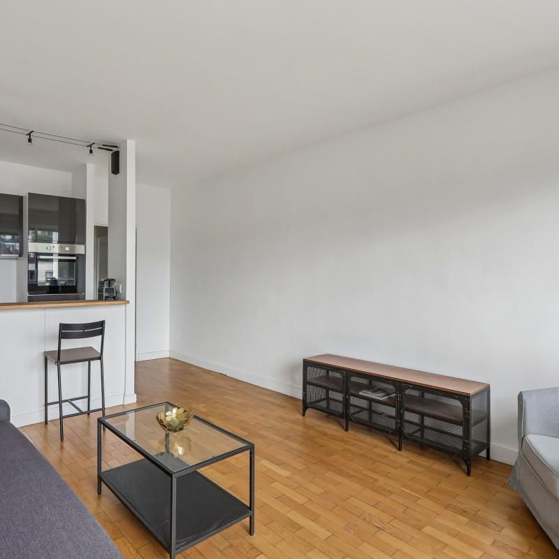 Location Appartement 1 pièce Meublé 32m² PARIS 16ème - Photo 1