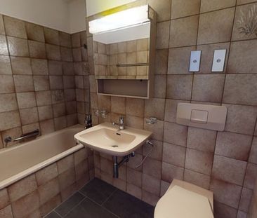 Schöne Single-Wohnung mit grossem Balkon - Photo 1