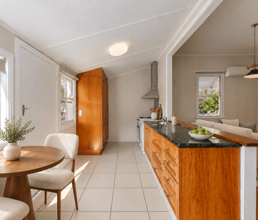 Charming Three-Bedroom Home in a Convenient Norman Park Location - Photo 6