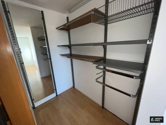 Zentrale, liebe Single-/Pärchenwohnung mit Panoramafenster ab sofort zu vermieten - Photo 1