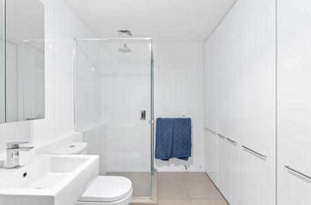 Modern Apartment Living in the Heart of St Clair - Photo 3