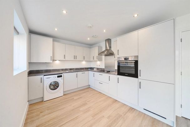 3 bedroom detached house to rent - Photo 1