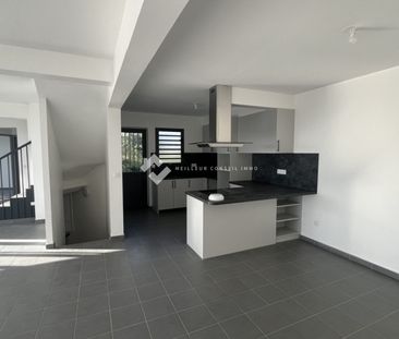Villa • Saint-Pierre - Photo 2