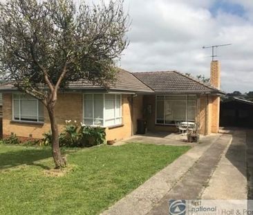 2 / 4 Third Avenue, Dandenong North - Photo 2