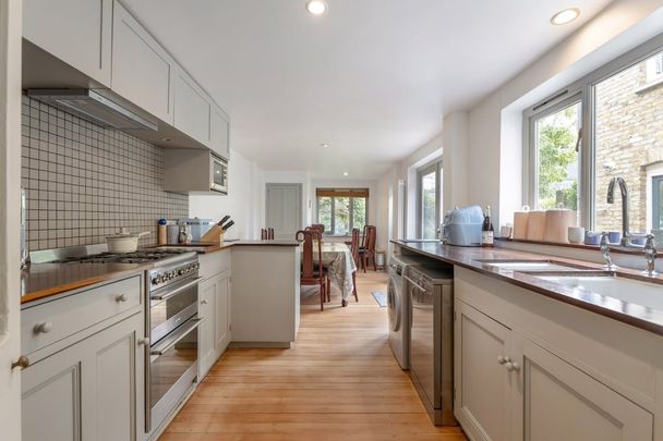 2 bedroom terraced house to rent - Photo 1