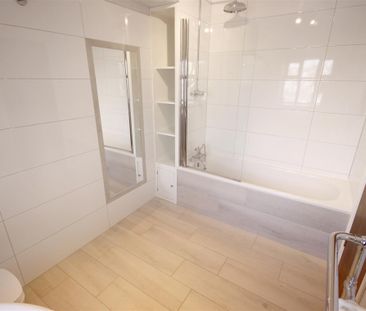 2 Bedroom House - Terraced To Let - Photo 5