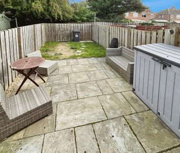 2 bedroom terraced house to rent - Photo 5