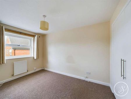 Silkstone Court, Crossgates, Leeds, LS15 - Photo 2