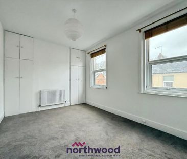 2 bedroom terraced house to rent - Photo 3