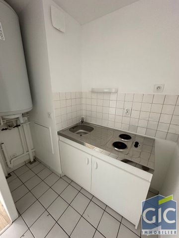 Location Appartement 2 pièces 32m² - Photo 2